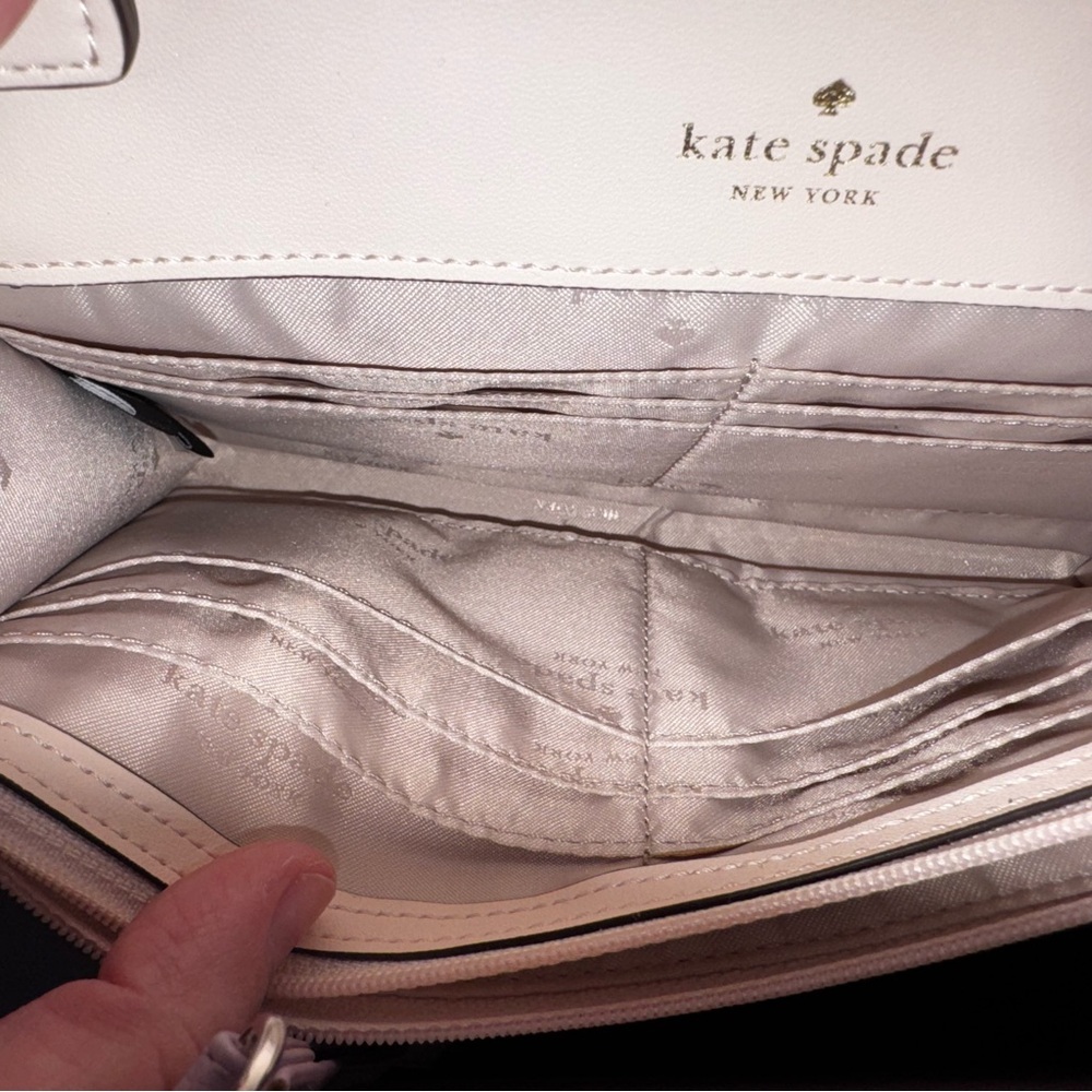 Kate Spade Perry White Leather Floral Crossbody Bag - EUC - Retails $239 - Picture 10 of 16